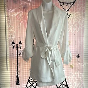 Aritzia color white Babaton Kahlo Robe Mid